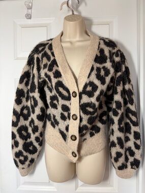 H&M Beige and Black Leopard Print V-Neck Button Cardigan